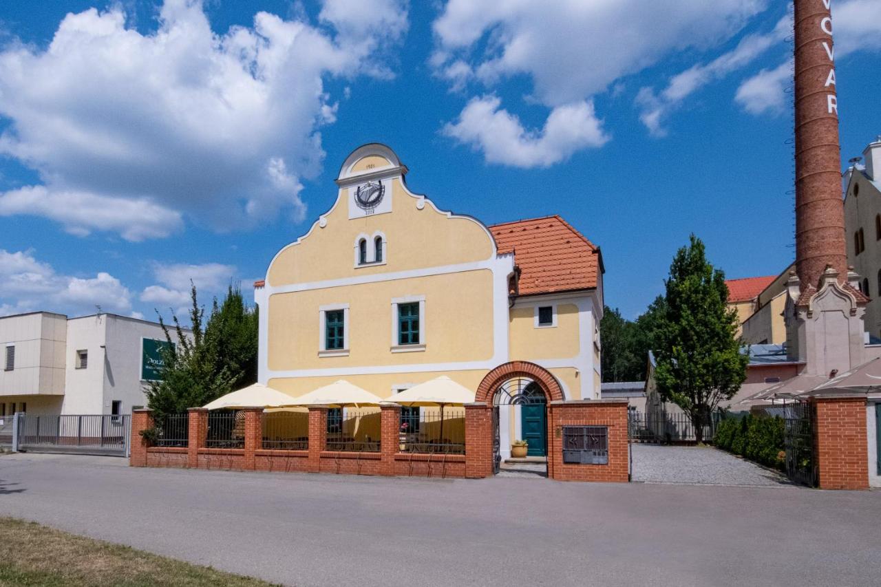 Penzion ELUX Břeclav Esterno foto